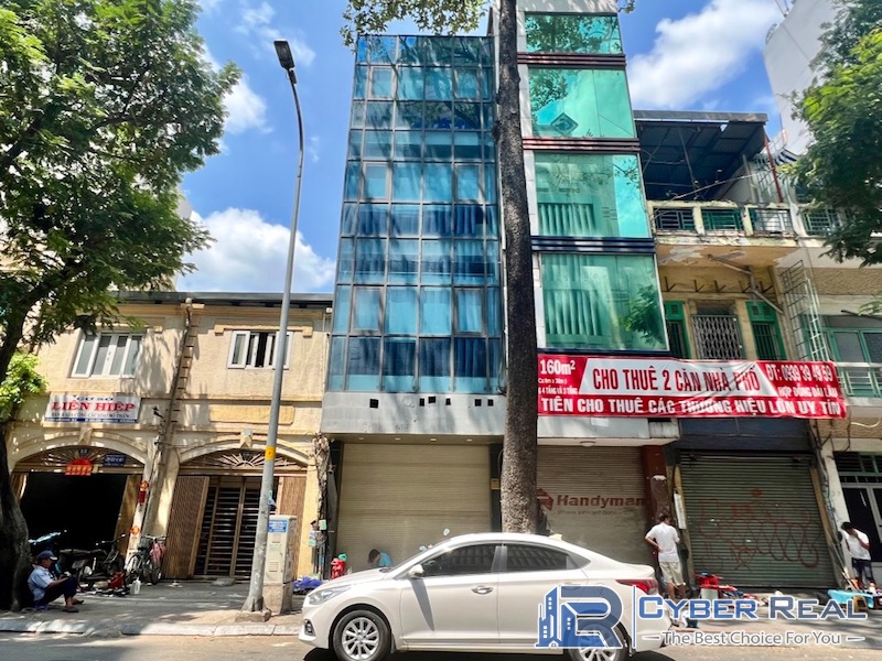 17 Phó Đức Chính