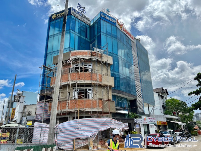 Sadoreal Building