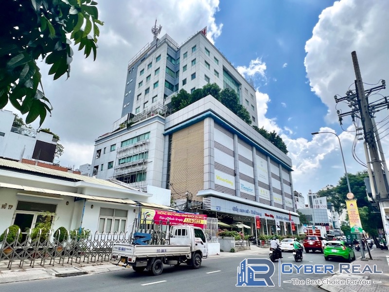 Giày Việt Plaza Building