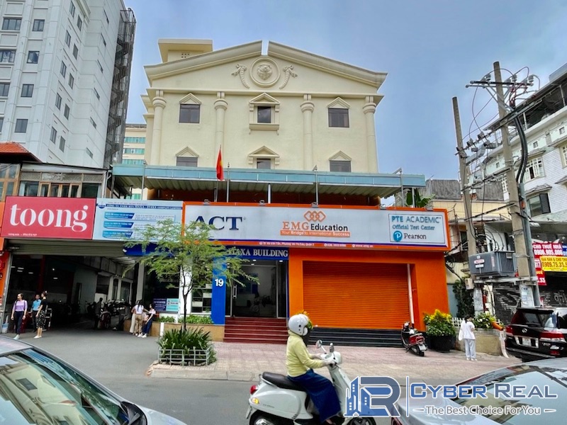 Itaxa House 2 Building