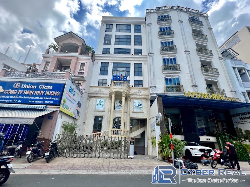 PLS Nguyễn Phúc Nguyên