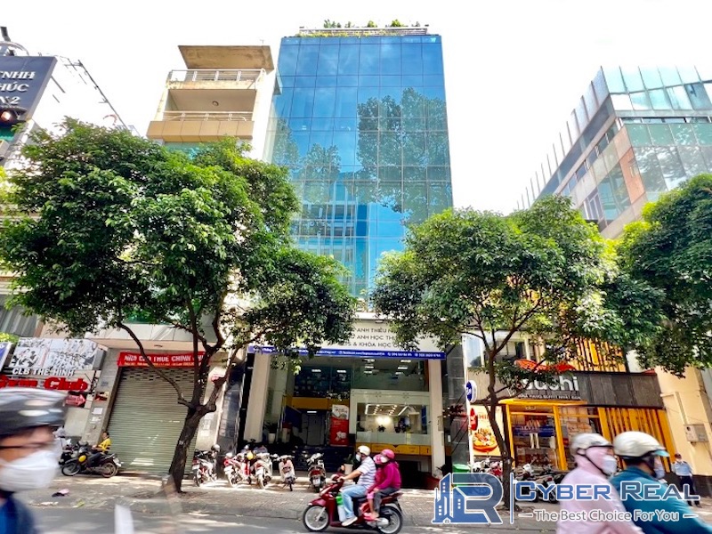 XURI Building