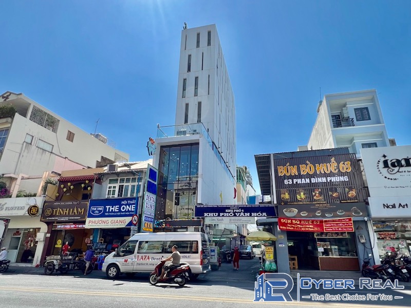 Kella Building
